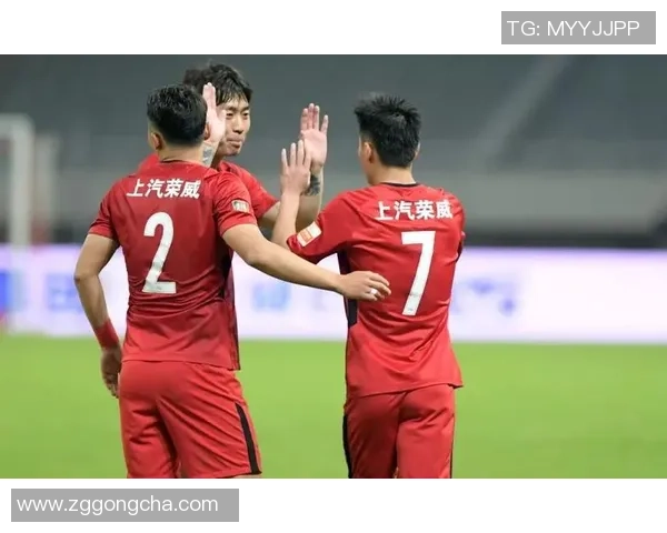 重庆足球队以89分领跑世界锦标赛积分榜展现强劲实力